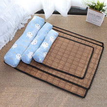 Cooling Mat For Pets - Ice Silk Pad For Cats And Dogs To Beat The Heat In Summer