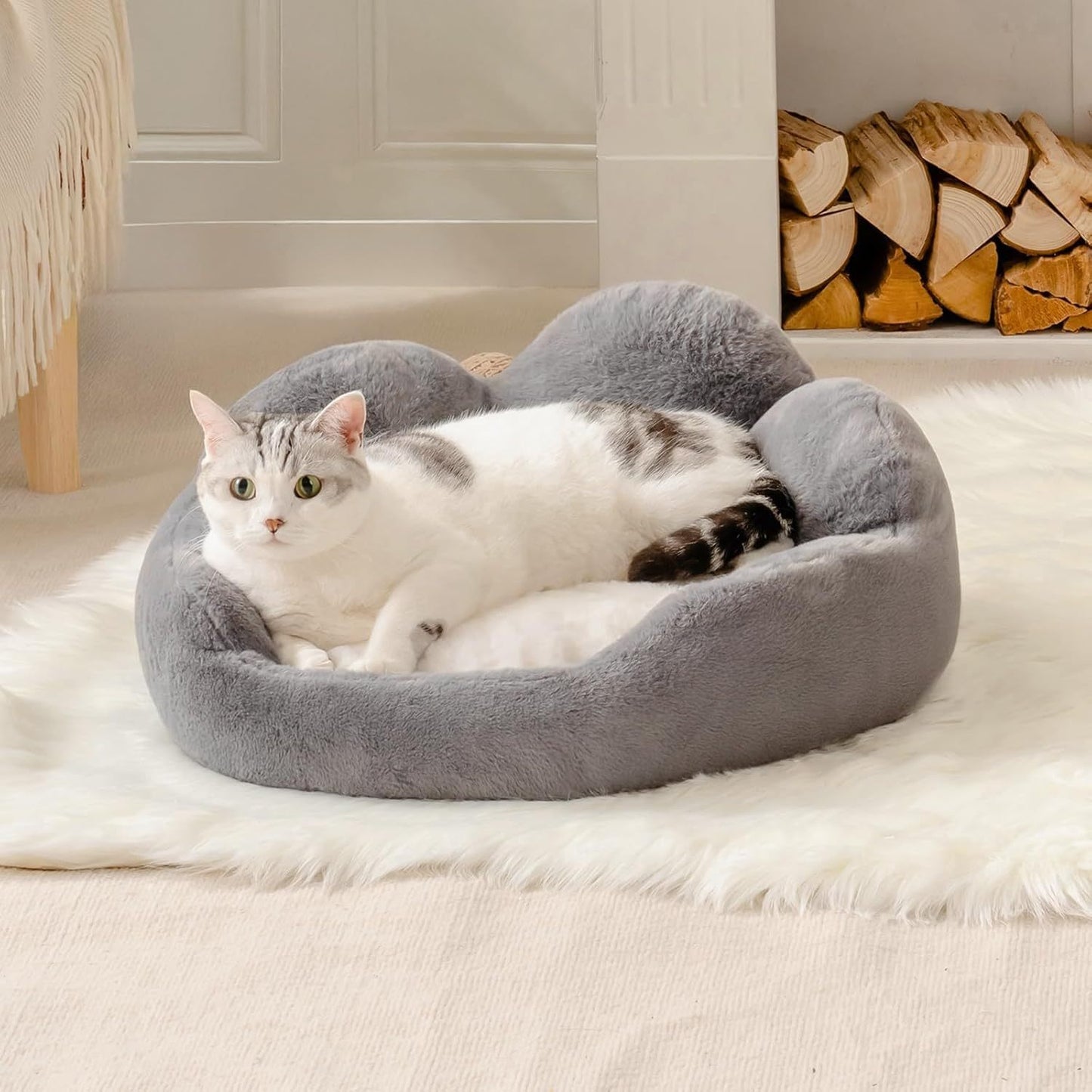 Flower-Shaped Pet Bed - Fluffy Washable Couch for Cats & Small Dogs