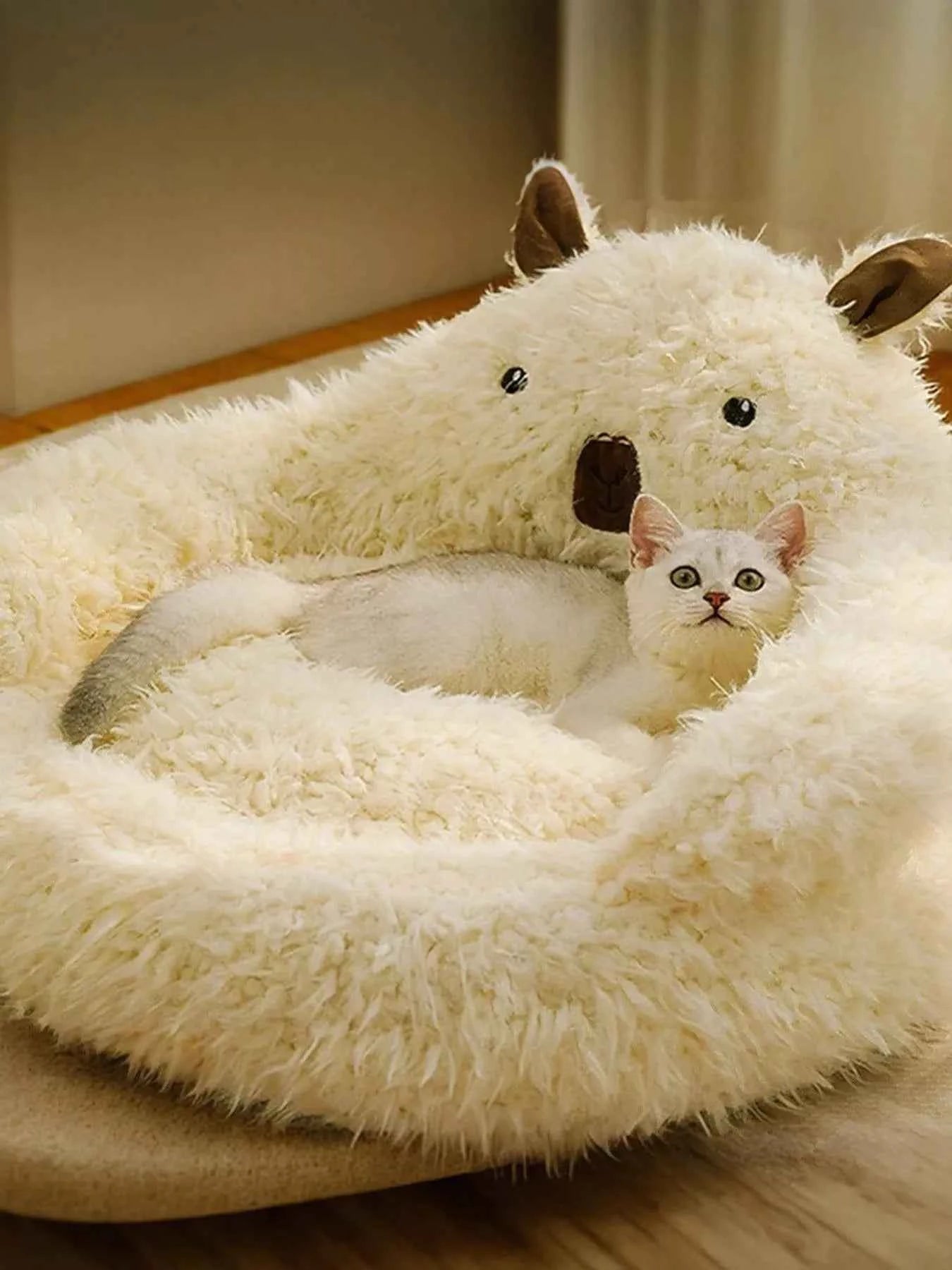 Cozy Bear-Shaped Plush Pet Nest