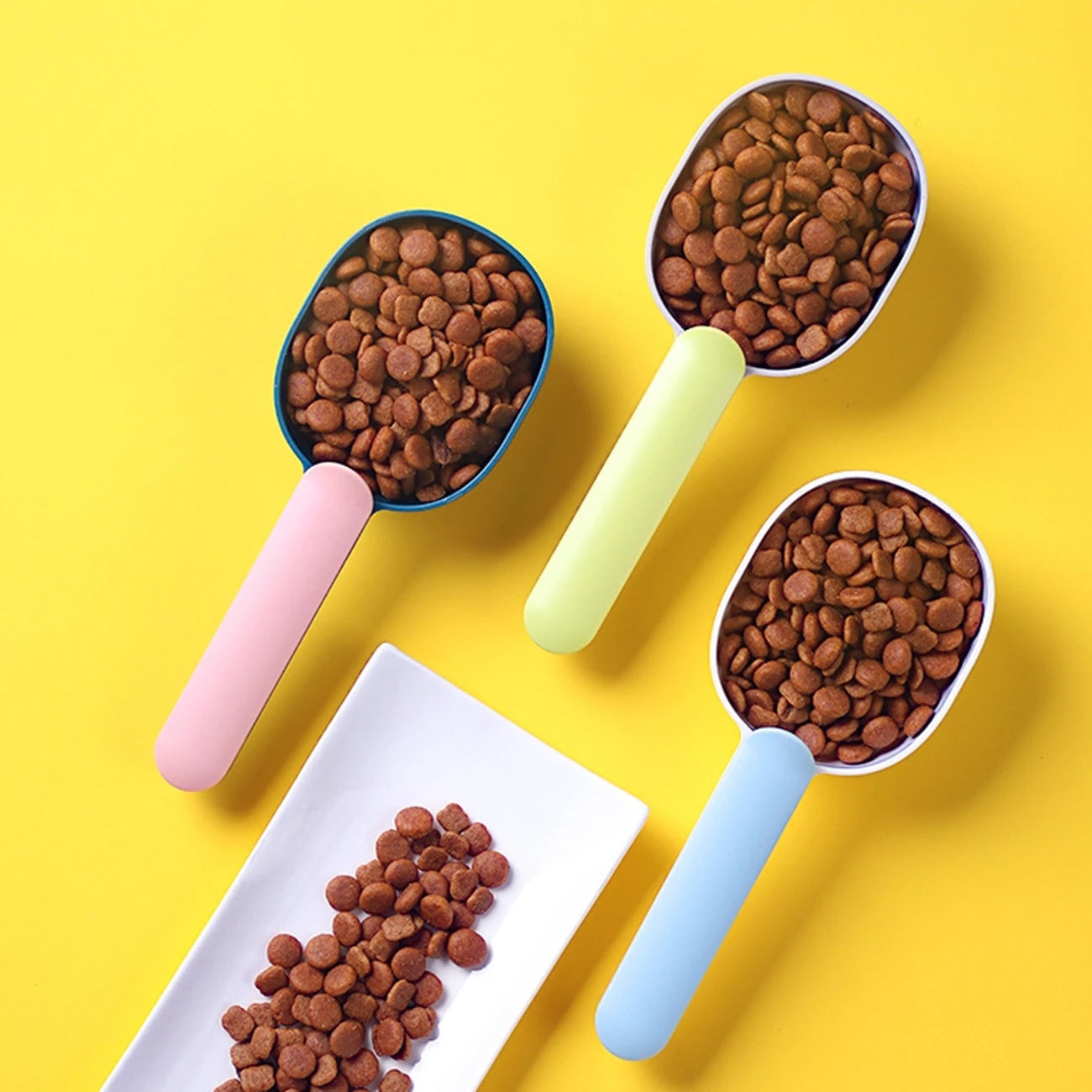 1-Cup Pet Food Scoop with Bag Clip - Ergonomic Long Handle Measuring Cup