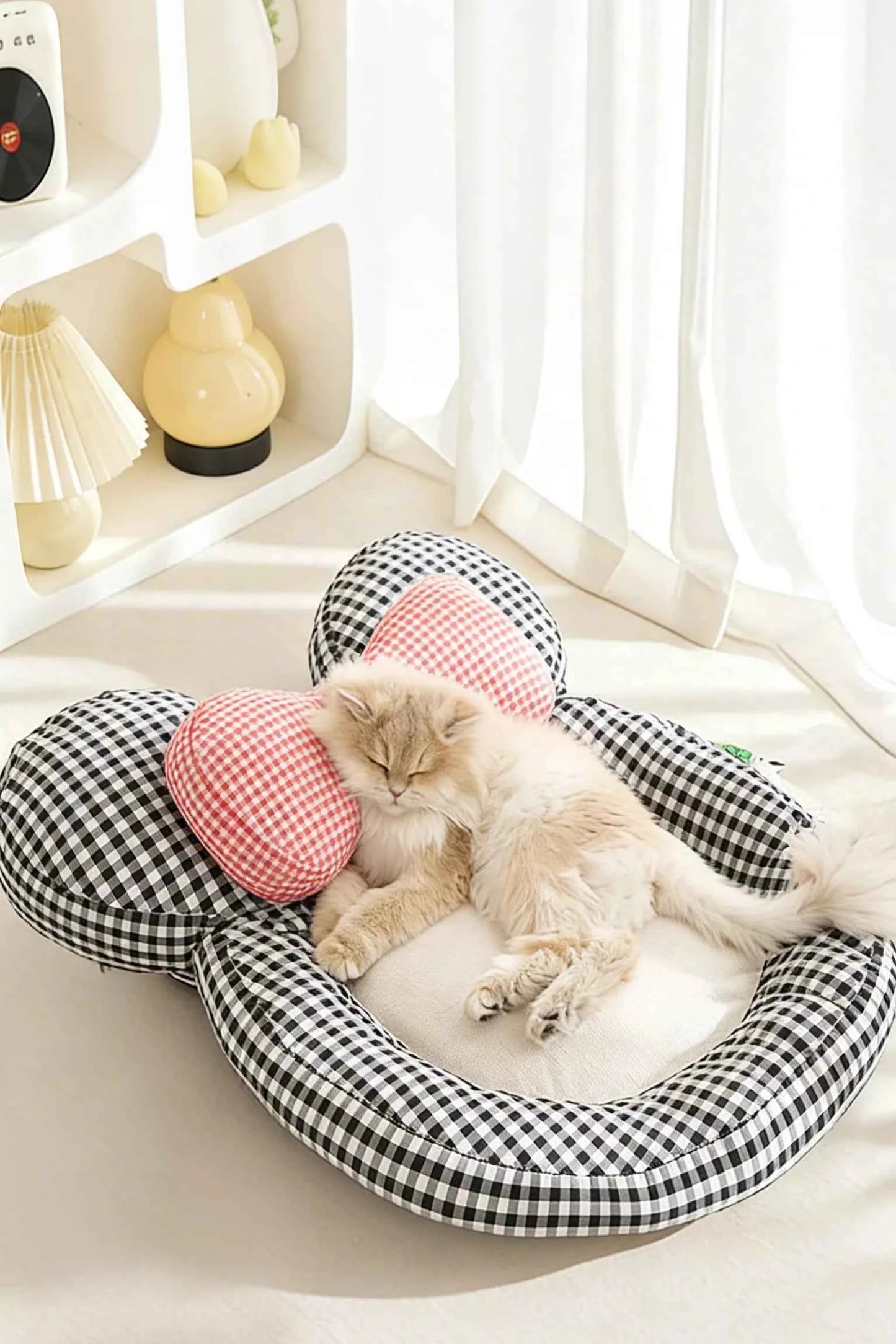 Cartoon Plaid Design Pet Mat with Bow