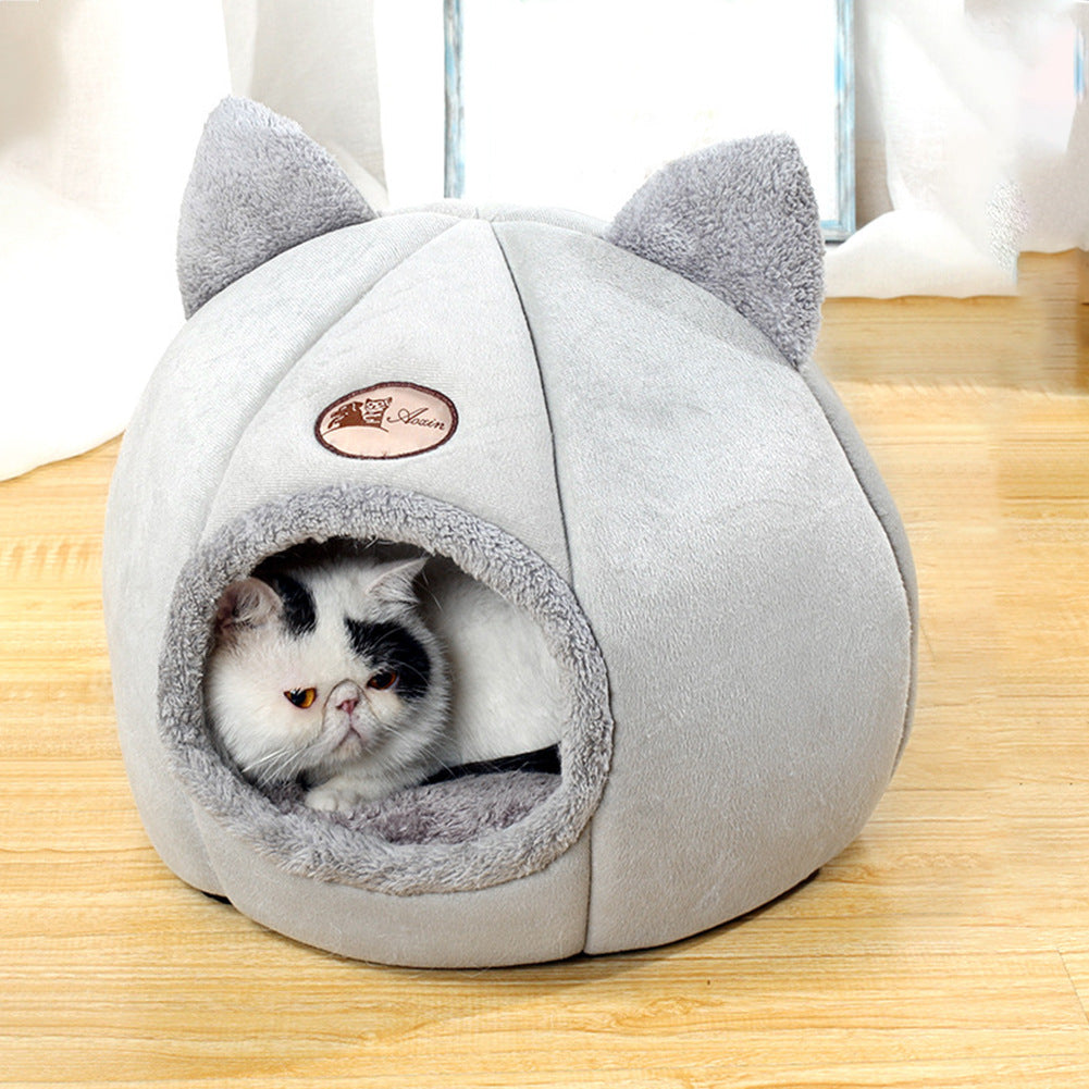 Winter Cat Nest - Large Enclosed Warm Sofa Bed for Cold Weather