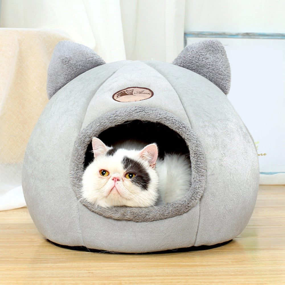 Winter Cat Nest - Large Enclosed Warm Sofa Bed for Cold Weather