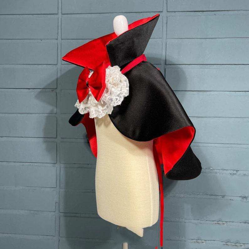 Vampire Cloak Pet Costume - Dramatic Halloween Windbreaker Cape