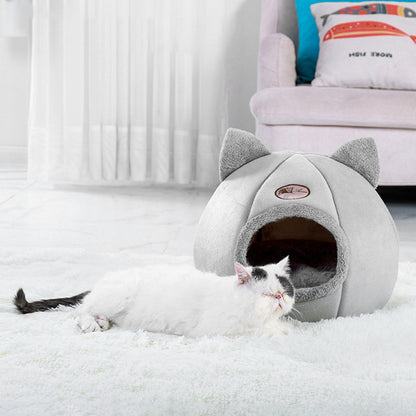 Winter Cat Nest - Large Enclosed Warm Sofa Bed for Cold Weather