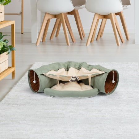 Wefulfil Cozy Pet Tunnel Bed in green with soft cushion for small pets on light carpet