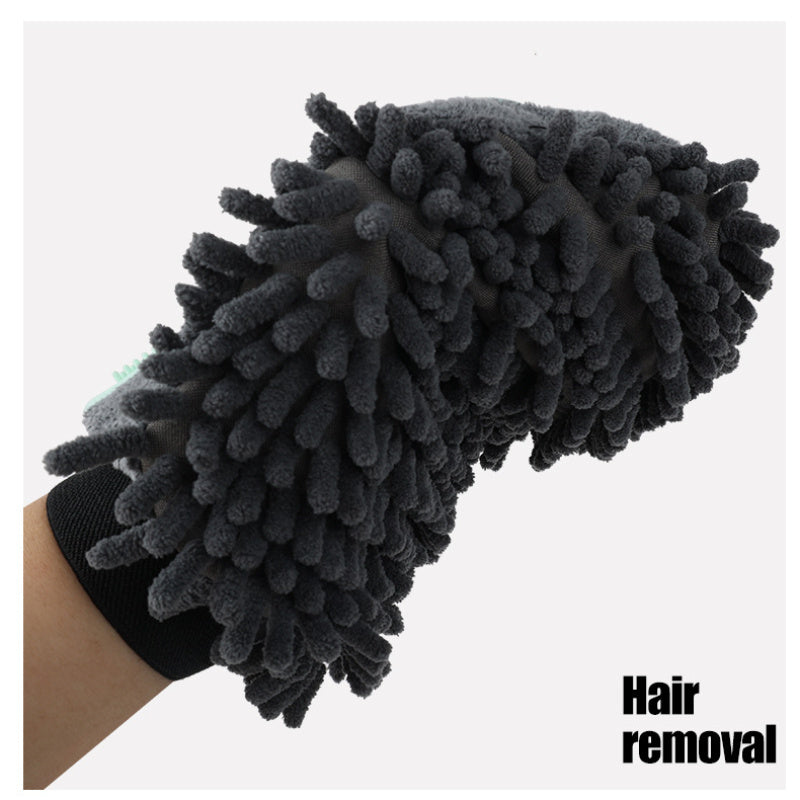 Wefulfil Dog and Cat Grooming Glove with soft microfiber for effective hair removal