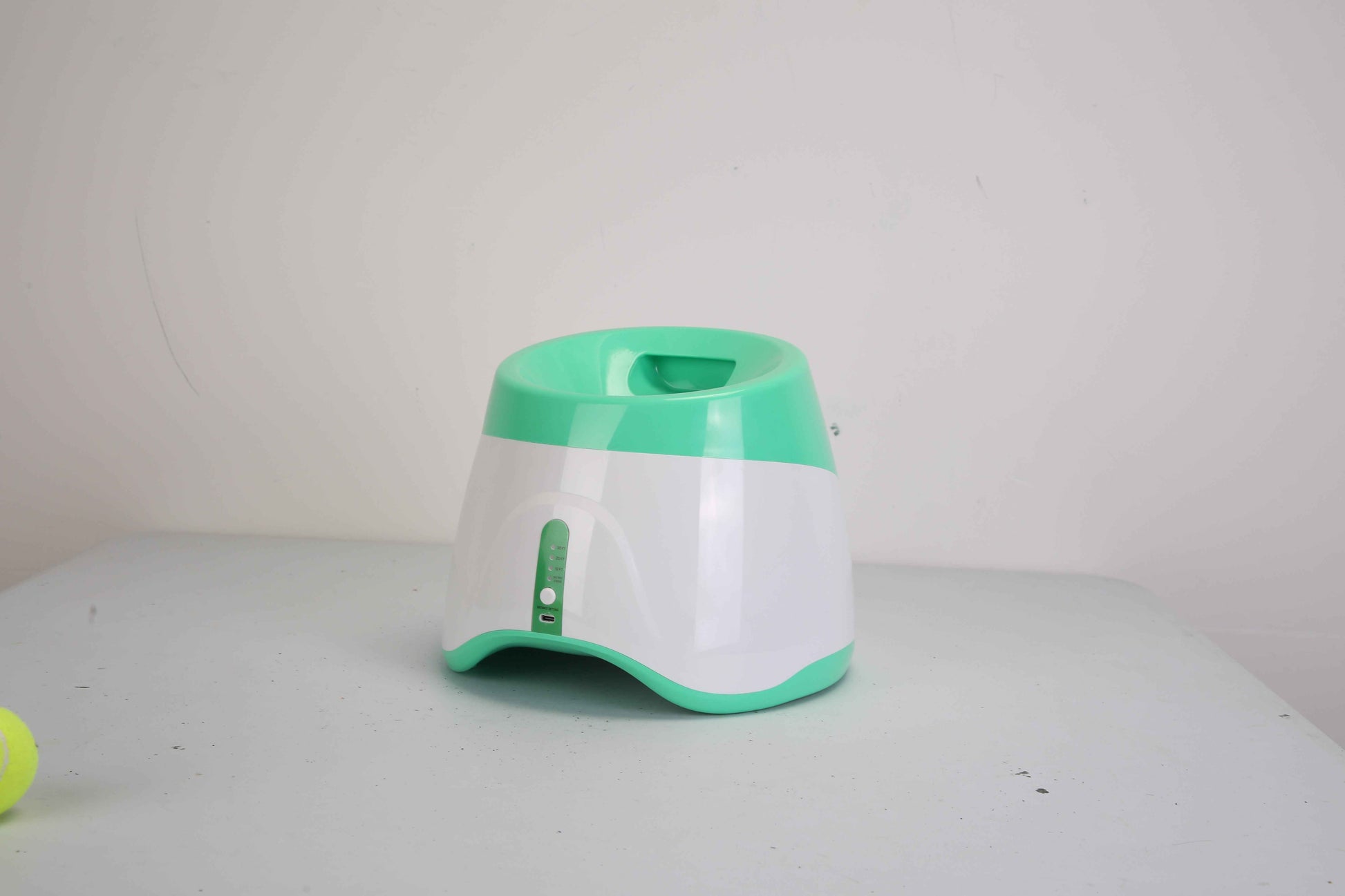 Automatic Dog Ball Launcher - Rechargeable Fetch Machine - Purrfect Pet Haven