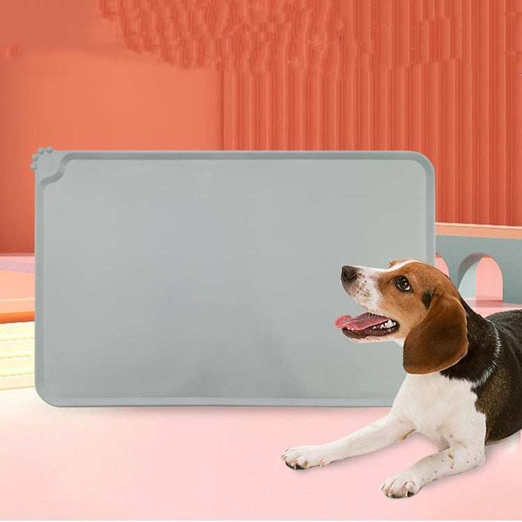 Durable Pet Feeding Mat in Gray with Non-Slip Design for Mess-Free Pet Meals